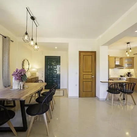 Eglina Perla Villa