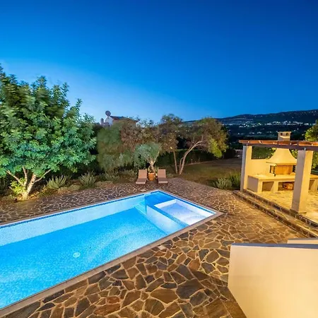 Villa Eglina Perla *