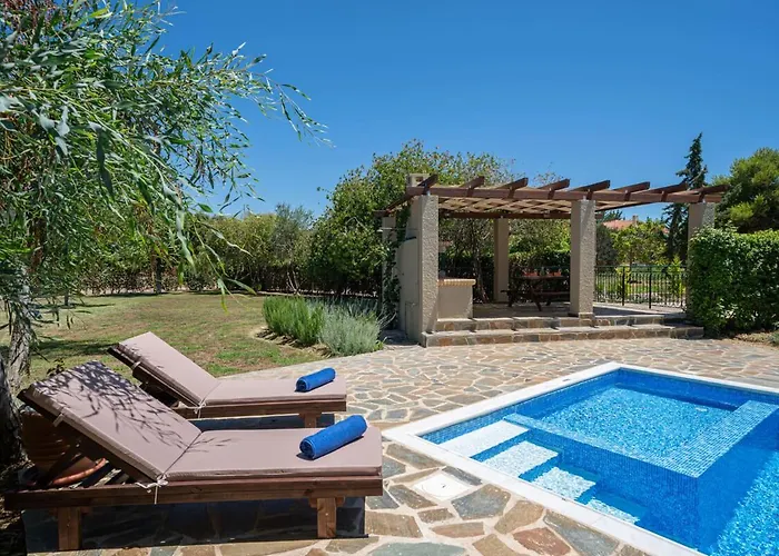 Eglina Perla Villa *